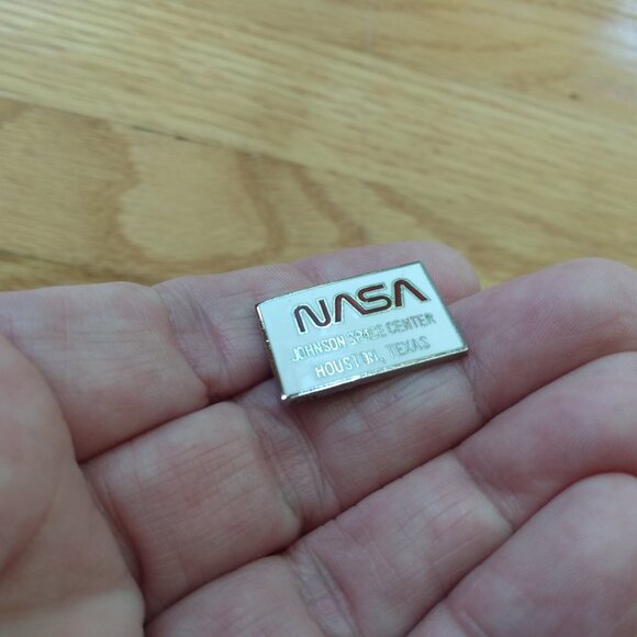 Vintage NASA Space Shuttle Pins Lot of 3 Tie Tacks Hat Lapel Johnson Center - Picture 10 of 13